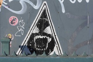 Dog sticker, Brooklyn Bushwick NY, VanGerven|VanRijnberk 2014